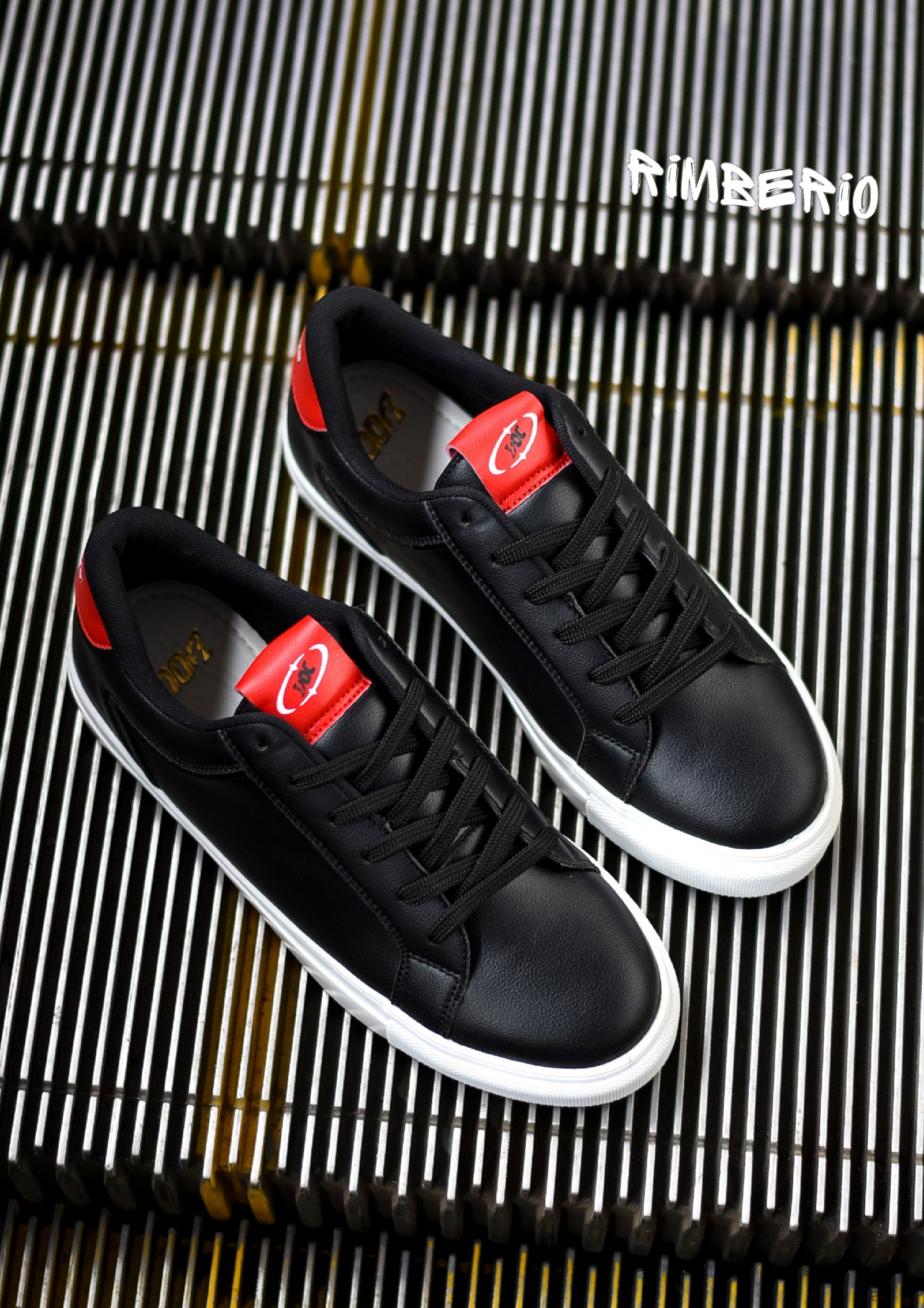 Rimberio LT / Black