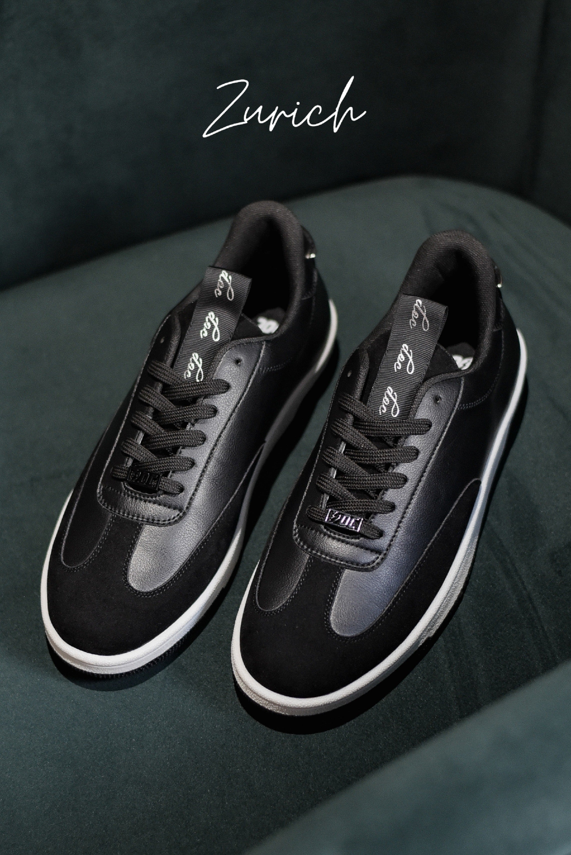 Minimalist deals black sneakers