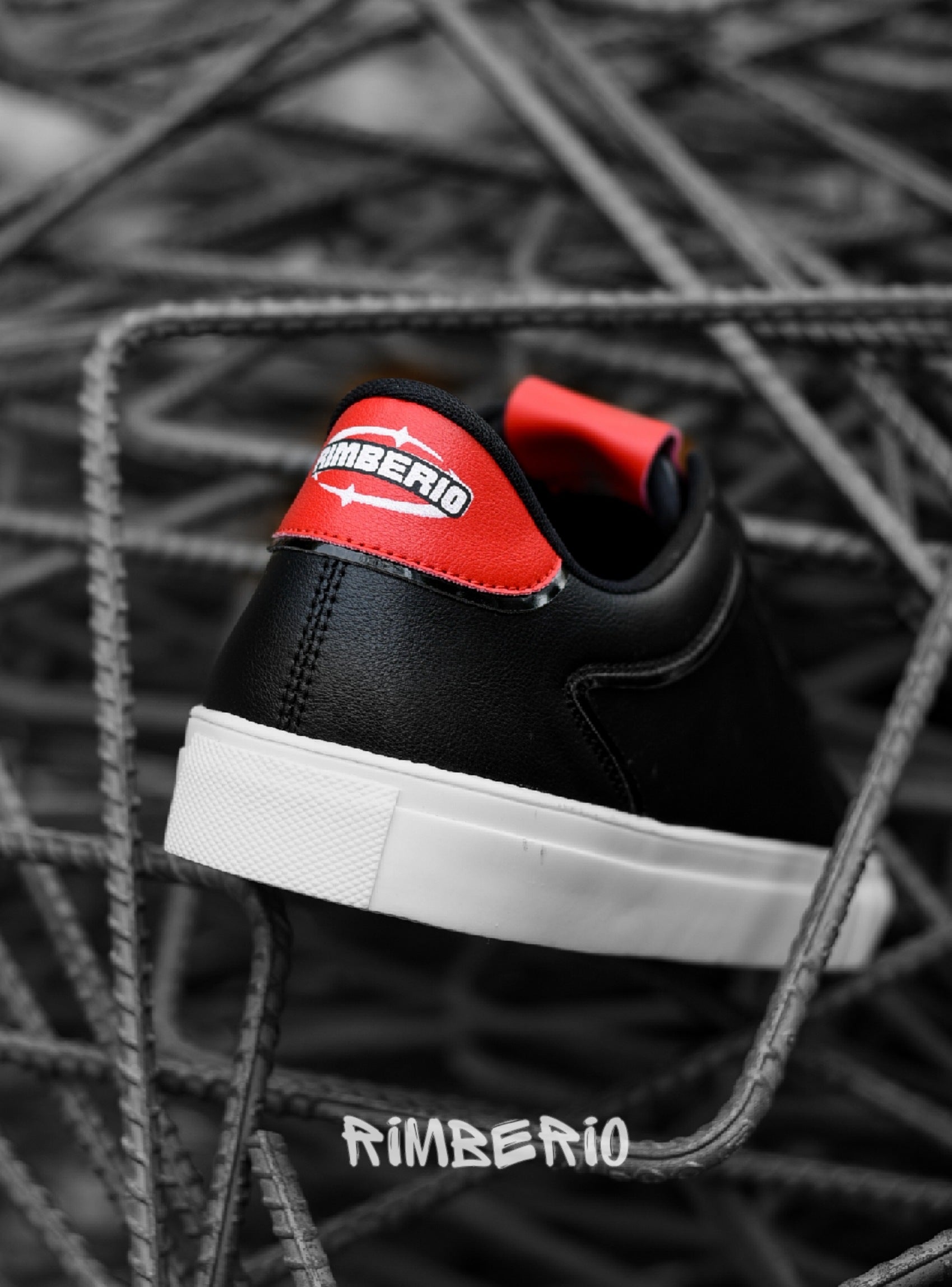Rimberio LT / Black