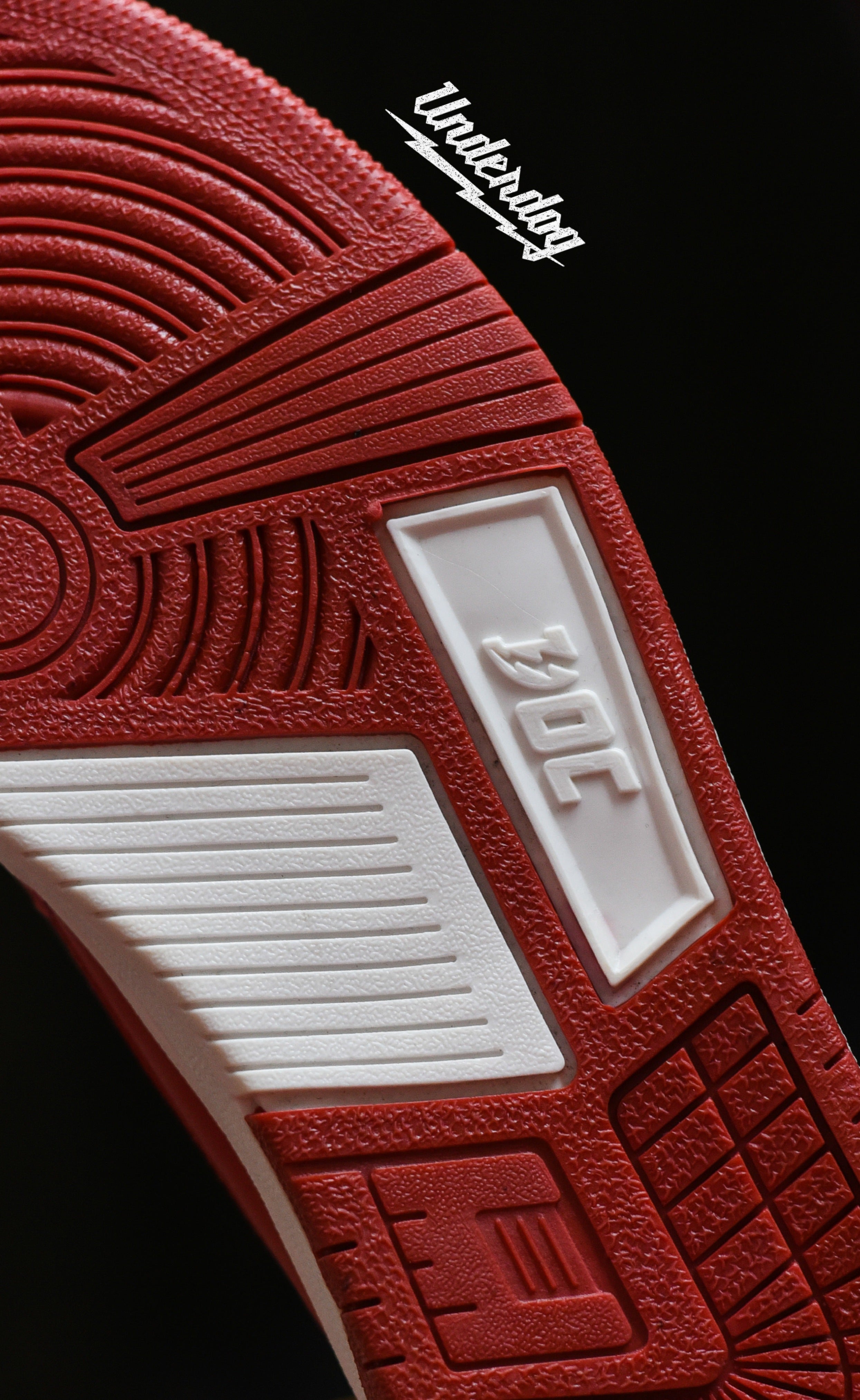 Underdog LT / Red