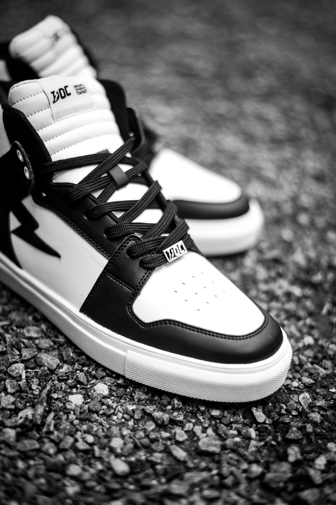 Austin MT / Panda Black