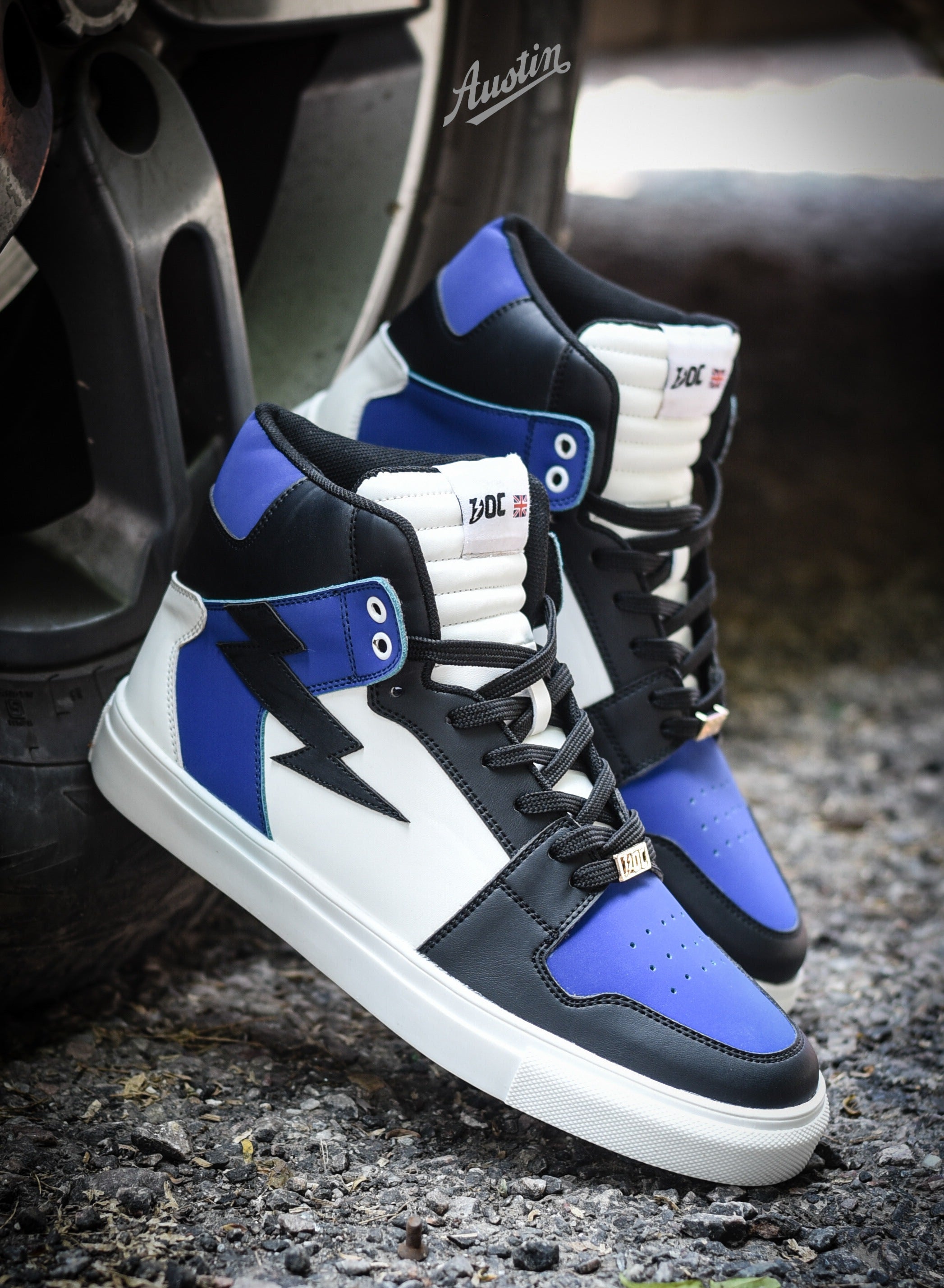 Austin MT / Lighting Blue