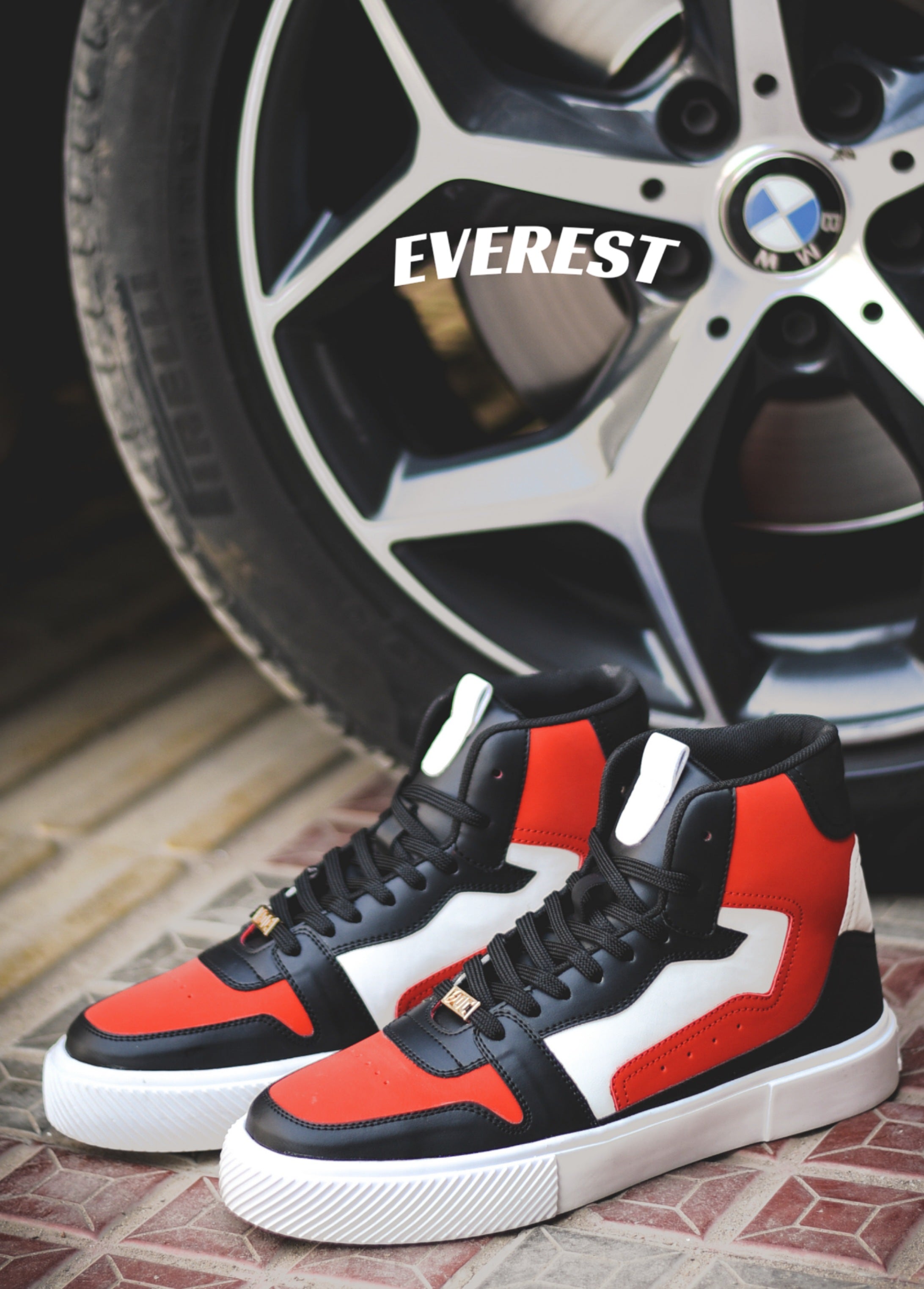 Everest HT / Red