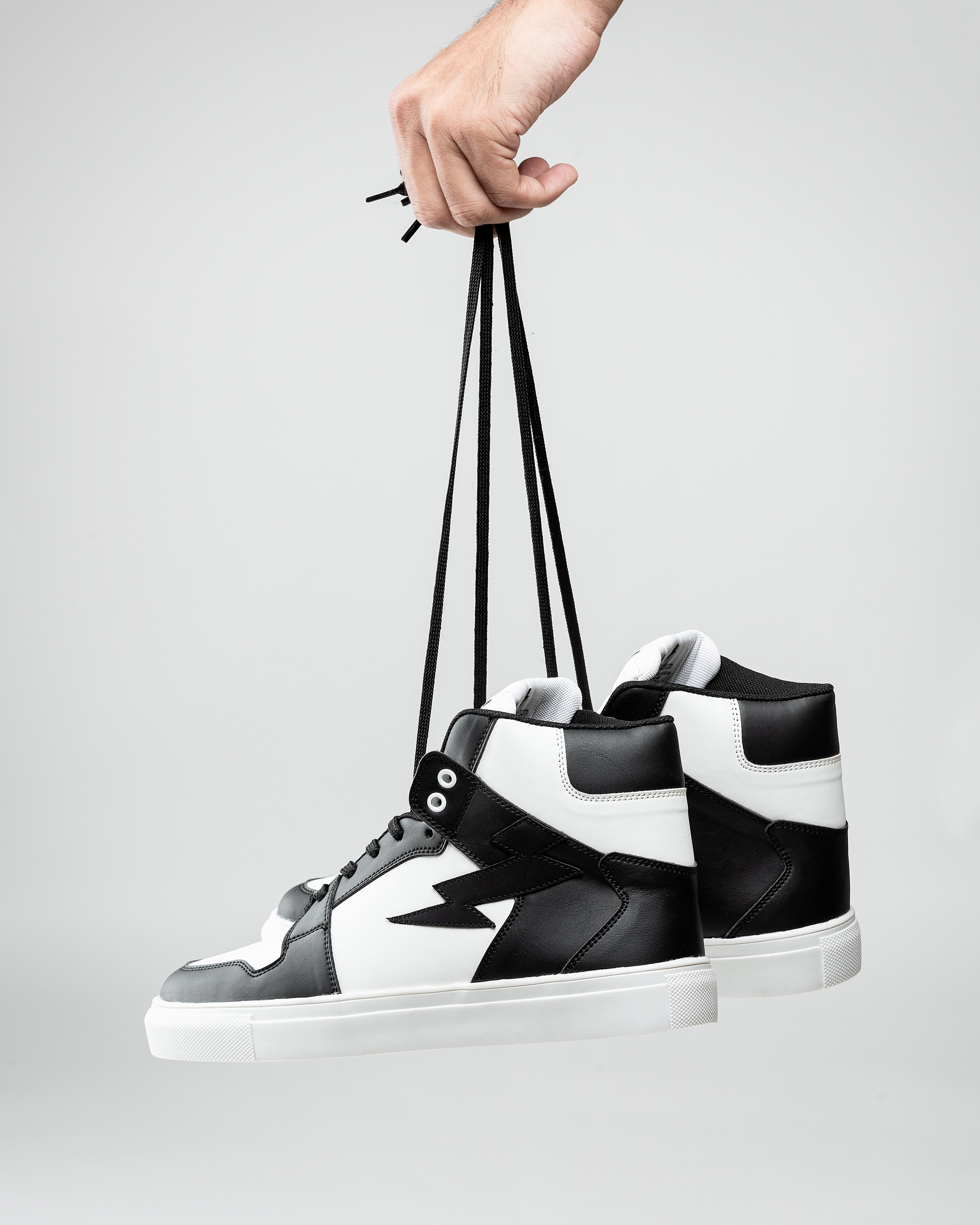 Austin MT / Panda Black